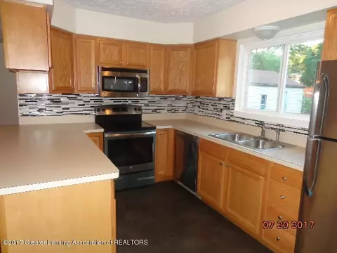 4010 Rivershell Ln, Lansing, MI 48911 photo 15