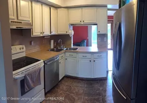 13180 Old Hickory Trl, Dewitt, MI 48820 photo 5