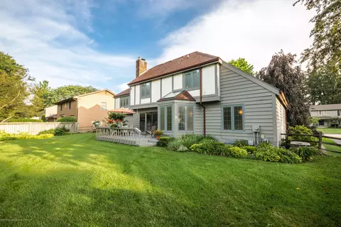2113 Long Leaf Trl, Okemos, MI 48864 photo 4