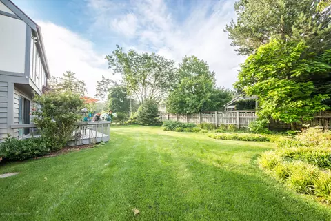 2113 Long Leaf Trl, Okemos, MI 48864 photo 31
