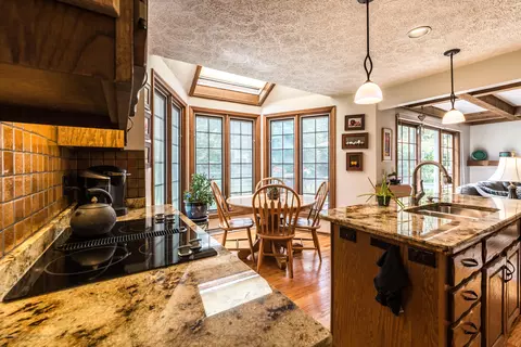 2113 Long Leaf Trl, Okemos, MI 48864 photo 11