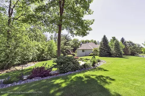 3686 Beech Tree Ln, Okemos, MI 48864 photo 32