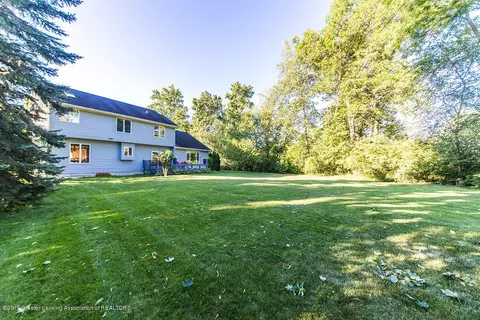 5611 Silverleaf Ct, Haslett, MI 48840 photo 35
