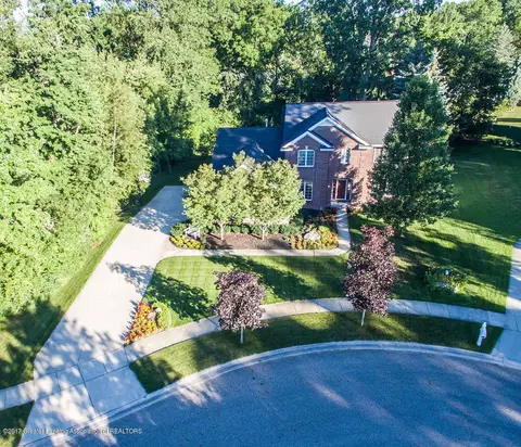 5611 Silverleaf Ct, Haslett, MI 48840 photo 40