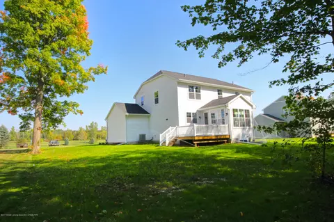 4295 Lavender Ln, Dewitt, MI 48820 photo 2