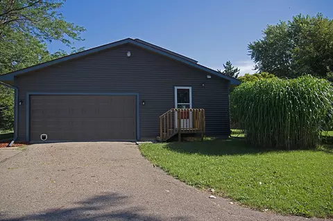 2460 Gilbert Rd, Lansing, MI 48911 photo 6