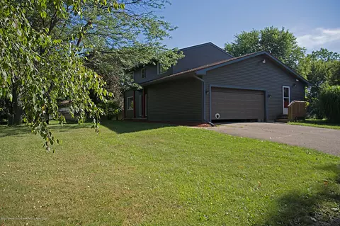 2460 Gilbert Rd, Lansing, MI 48911 photo 7