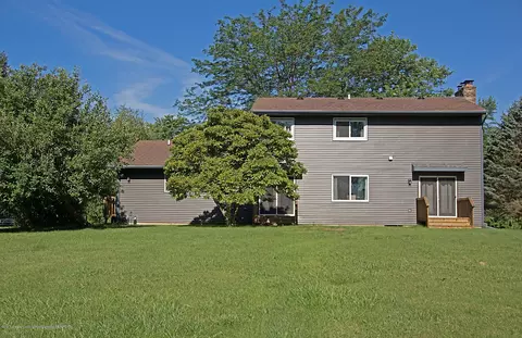 2460 Gilbert Rd, Lansing, MI 48911 photo 13