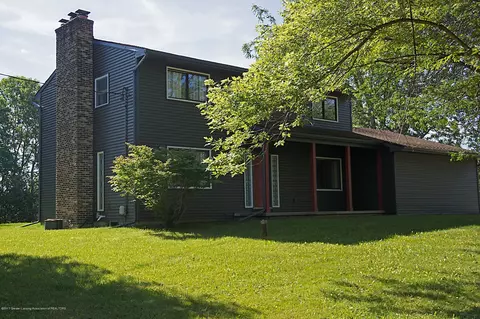 2460 Gilbert Rd, Lansing, MI 48911 photo 1
