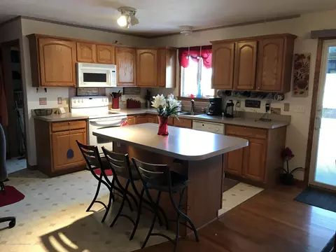 2730 E Taft Rd, Saint Johns, MI 48879 photo 3