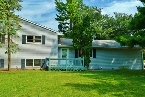 3633 Harper Rd, Mason, MI 48854 photo 2