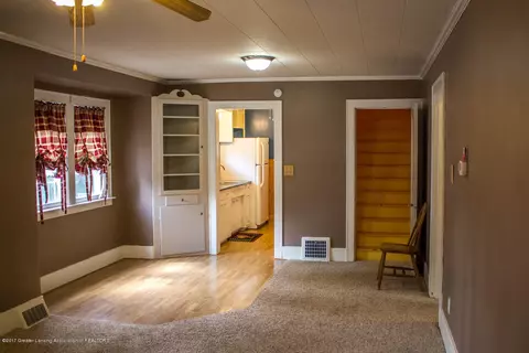 817 Tisdale Ave, Lansing, MI 48910 photo 6