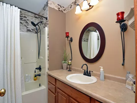 12603 Red Pine Ln, Perry, MI 48872 photo 21
