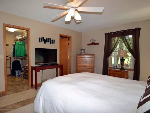12603 Red Pine Ln, Perry, MI 48872 photo 16