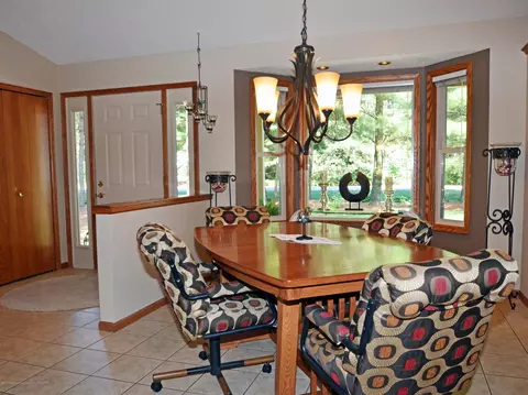 12603 Red Pine Ln, Perry, MI 48872 photo 10