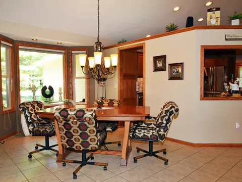 12603 Red Pine Ln, Perry, MI 48872 photo 11