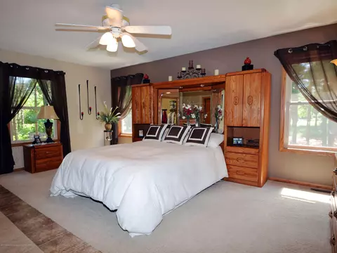 12603 Red Pine Ln, Perry, MI 48872 photo 15