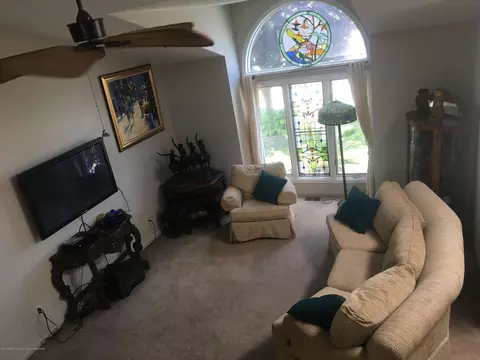 1108 Wolf Run Dr, Lansing, MI 48917 photo 6