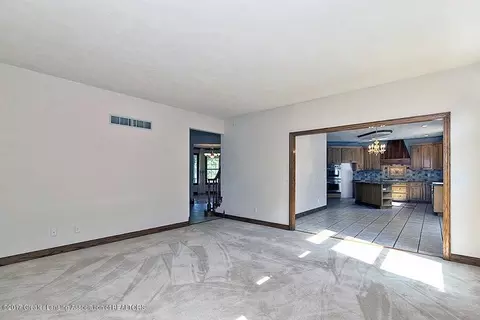 2459 White Pine Dr, Williamston, MI 48895 photo 11