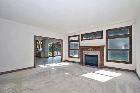 2459 White Pine Dr, Williamston, MI 48895 photo 10