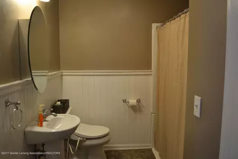 405 N Bridge St, Dewitt, MI 48820 photo 8