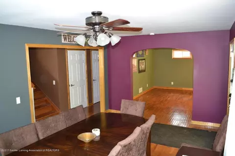 405 N Bridge St, Dewitt, MI 48820 photo 3