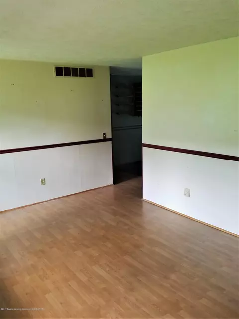 517 Shoesmith Rd, Haslett, MI 48840 photo 6