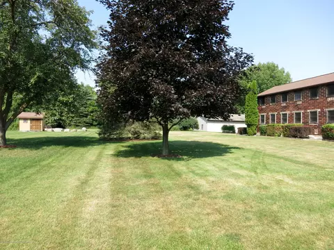 757 Creyts, Dimondale, MI 48821 photo 23