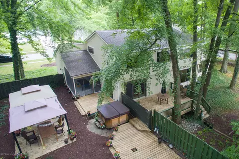 2045 Belding Ct, Okemos, MI 48864 photo 16