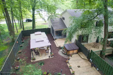 2045 Belding Ct, Okemos, MI 48864 photo 14