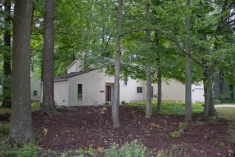 2045 Belding Ct, Okemos, MI 48864 photo 8