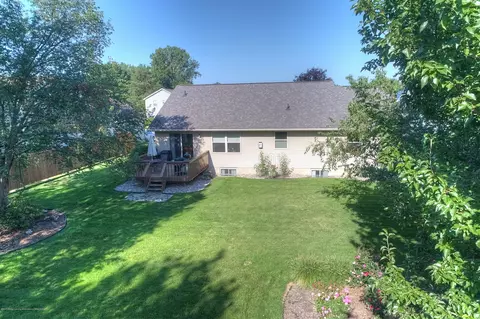 2578 Cunningham Dr, Lansing, MI 48911 photo 9