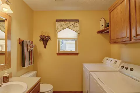 2578 Cunningham Dr, Lansing, MI 48911 photo 26