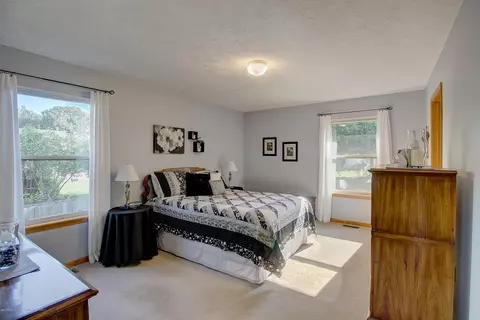2578 Cunningham Dr, Lansing, MI 48911 photo 19