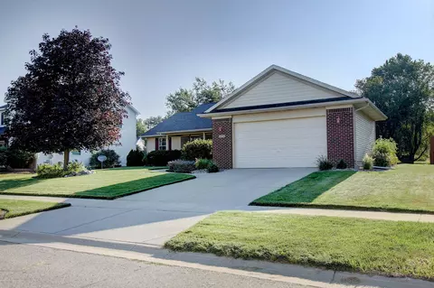 2578 Cunningham Dr, Lansing, MI 48911 photo 3