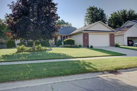 2578 Cunningham Dr, Lansing, MI 48911 photo 1