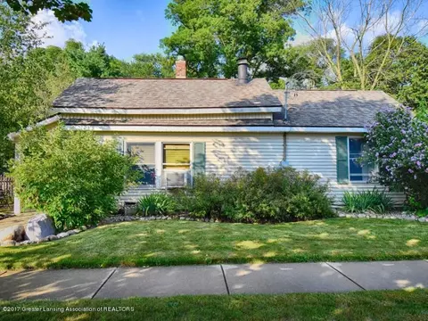 337 E Washington St, Dimondale, MI 48821 photo 2