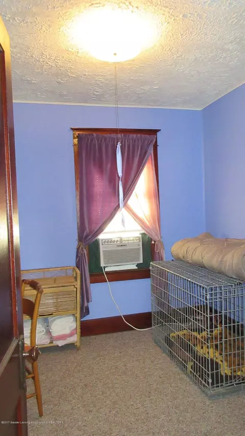 108 E Thomas, Lansing, MI 48906 photo 15