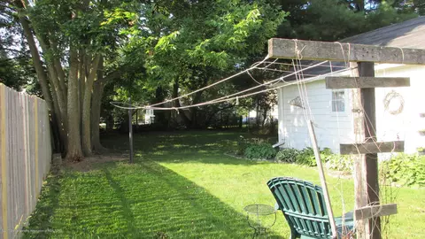 108 E Thomas, Lansing, MI 48906 photo 29