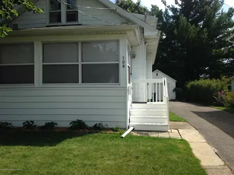 108 E Thomas, Lansing, MI 48906 photo 4