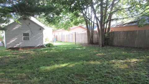 108 E Thomas, Lansing, MI 48906 photo 31