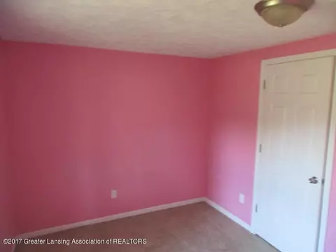 5798 W Bath Rd, Perry, MI 48872 photo 9