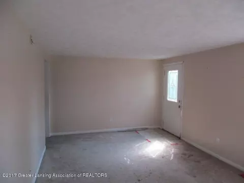 5798 W Bath Rd, Perry, MI 48872 photo 4