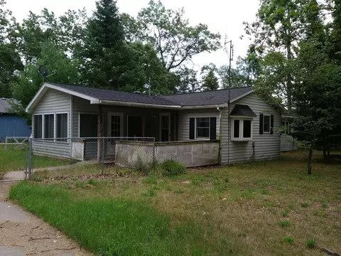 2576 Ivan, Harrison, MI 48625 photo 1