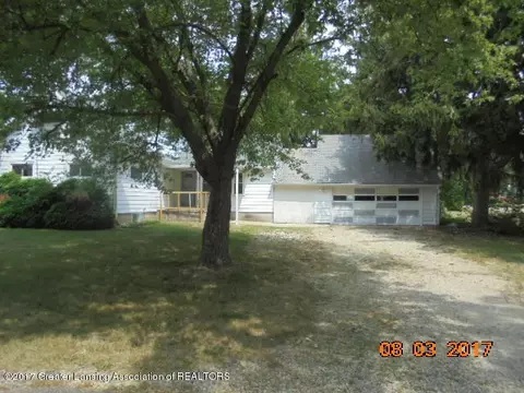 1151 Ralph St, Lansing, MI 48906 photo 4