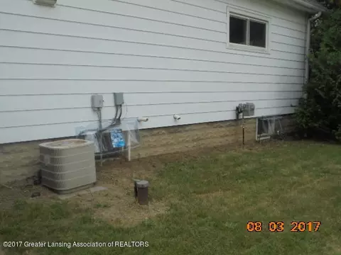 1151 Ralph St, Lansing, MI 48906 photo 9