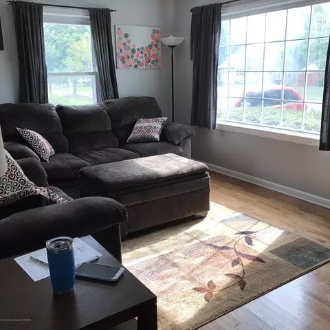 856 Morris Ave, Lansing, MI 48917 photo 9