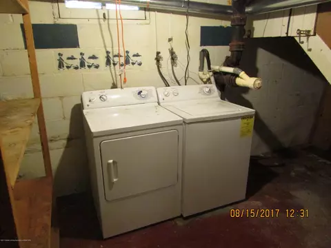 219 E Miller, Lansing, MI 48911 photo 9