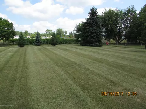 219 E Miller, Lansing, MI 48911 photo 12