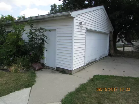 219 E Miller, Lansing, MI 48911 photo 10